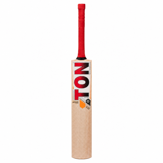 TON_Maximus_Junior_Cricket_Bat_front_view